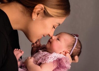 привітання мамі з днем ​​народження доньці