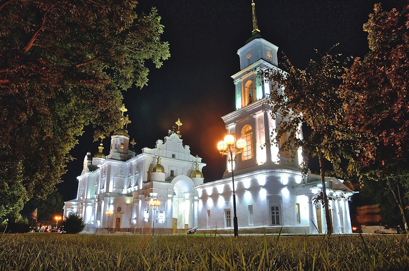 Свято-Успенський собор Полтава