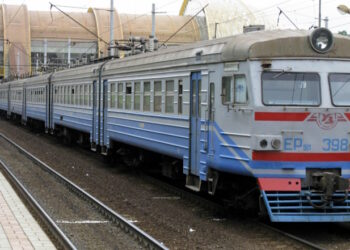 Електричка Полтава-Коломак