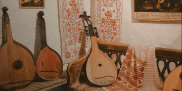 У Полтаві відкрили виставку старовинних бандур