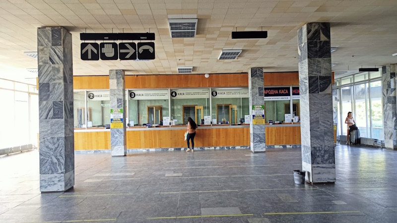 автобусів на автостанції Полтава-4