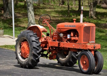 Тракторные запчасти