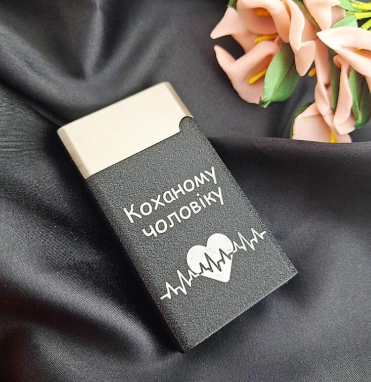 Газовая зажигалка