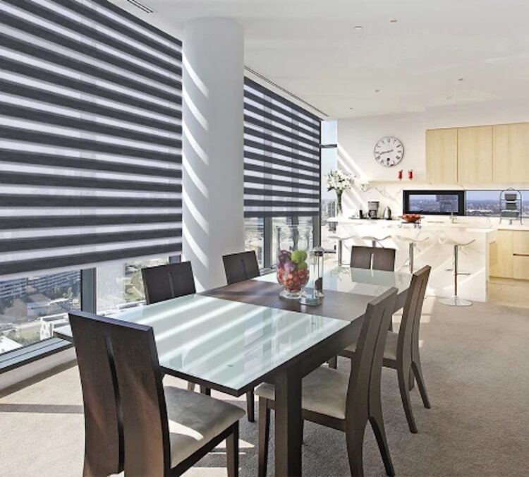 Жалюзі і Тканеві Ролети