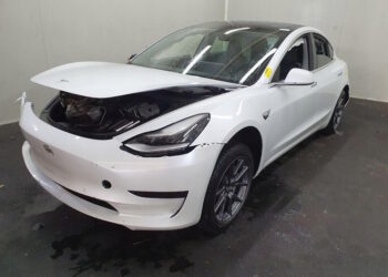 запчастини tesla