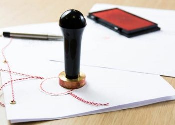 Приховані пастки легалізації документів